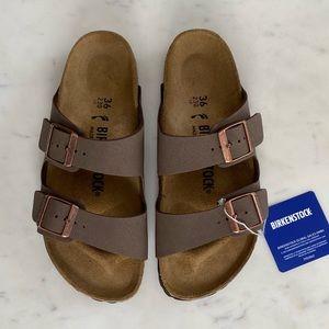 NWT Birkenstock ARIZONA Sandals. Size 36 Narrow, Mocha Color